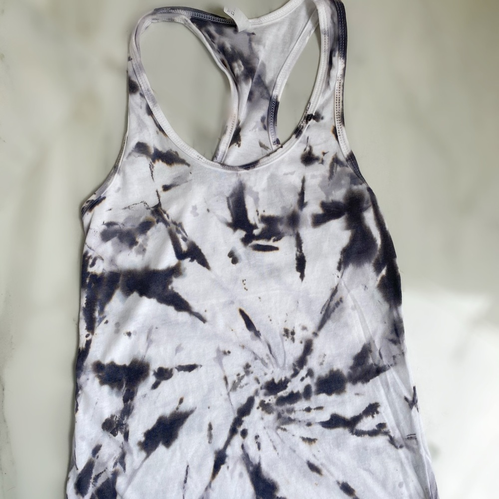 Tank Top black and white